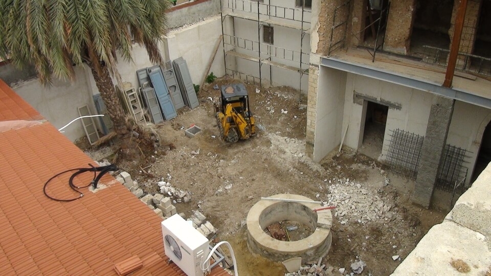 Construction process Nov 2011